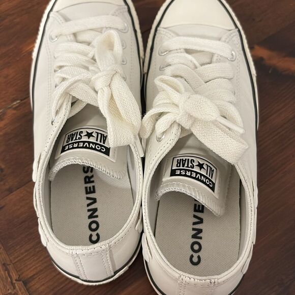 Converse Chuck Taylor All Star Ox Sneakers Size 7 Women’s - Picture 9 of 11